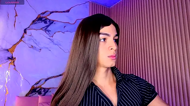 Show modela LIHIAN_TAY na web-kameri