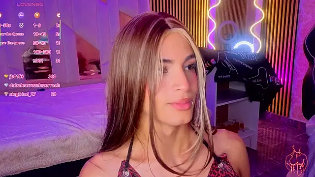 Show modela LIHIAN_TAY na web-kameri