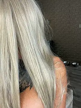 BARBIE_OHOH_CHERSOn Webbikameraesitys