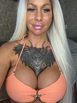 BARBIE_OHOH_CHERSO's Live Sex Cam Show