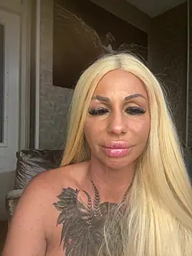 BARBIE_OHOH_CHERSOn Webbikameraesitys