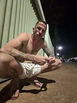 Show de CoyoteDuMato na webcam