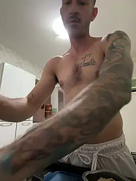 Show de CoyoteDuMato na webcam