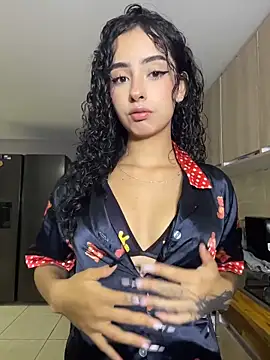 RosseMelody Live XXX Chat