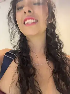RosseMelody Adlı Modelin Web Kamerası Şovu