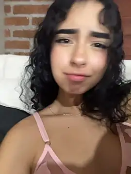 RosseMelody's Live XXX Chat