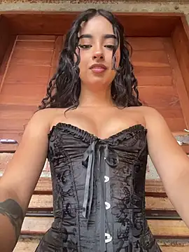 RosseMelody Adlı Modelin Web Kamerası Şovu