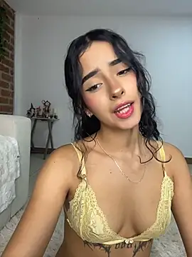RosseMelodyn Live XXX chat