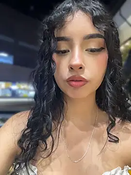 Онлайн чат XXX RosseMelody