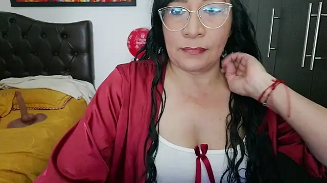 XXX chat uživo modela Grace_mature_milf