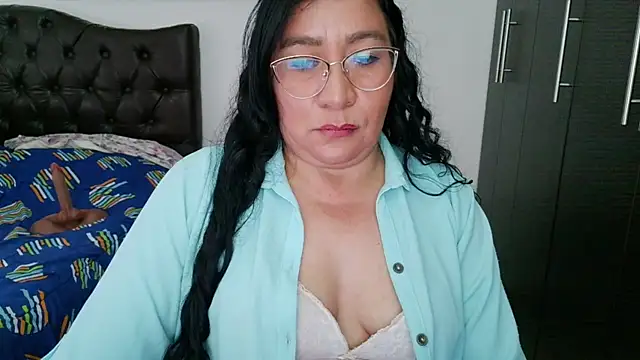 XXX chat uživo modela Grace_mature_milf
