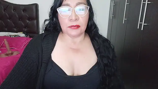 Grace_mature_milf live XXX chat