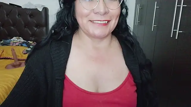 Chatroom XXX en direct de Grace_mature_milf