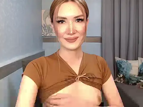 Webkamerová show xMeganFucks69