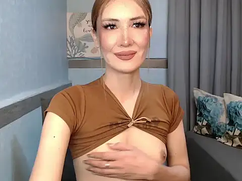 Show de xMeganFucks69 na webcam