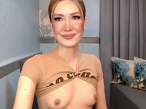 xMeganFucks69 Adlı Modelin Web Kamerası Şovu