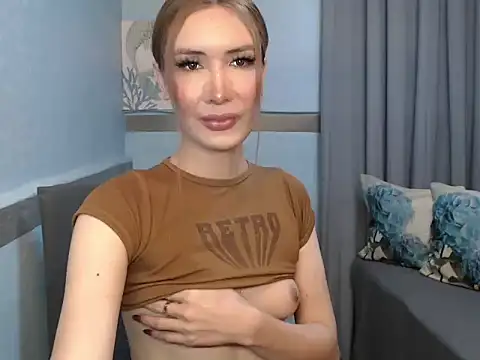 xMeganFucks69 Webcam-Show