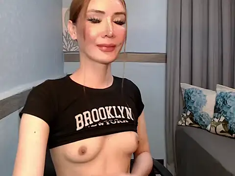 xMeganFucks69 Webcamshow