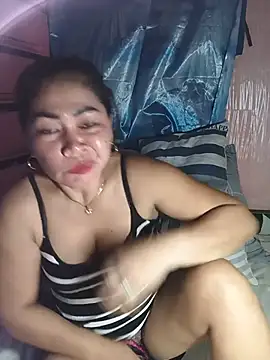SweetChubbyMommy_02 Adlı Modelin Canlı XXX Sohbeti