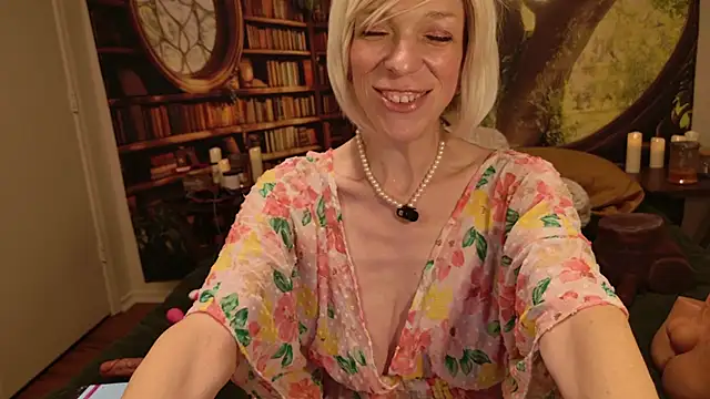 Tessa_Rae: вебкам-шоу