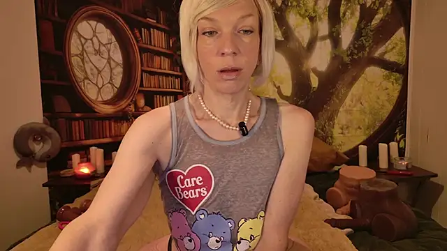 Minxtessarae's Webcam Show