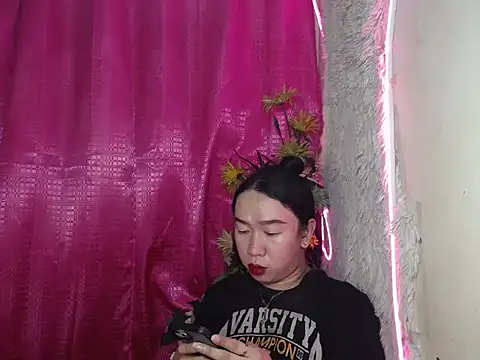 rhea_angel13 Show Webcam