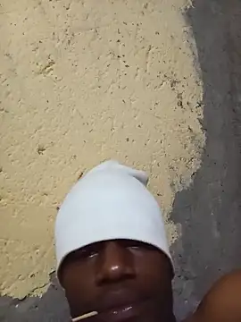 AOlinwHallu's Webcam Show