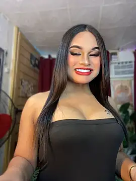 Urasian_Fucker Adlı Modelin Web Kamerası Şovu