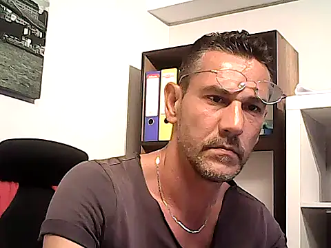 mastercharisma35 webcam show