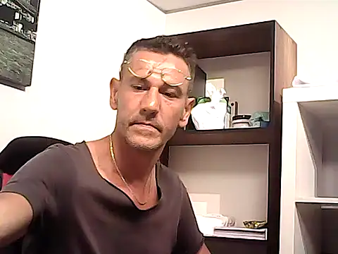mastercharisma35 Adlı Modelin Web Kamerası Şovu