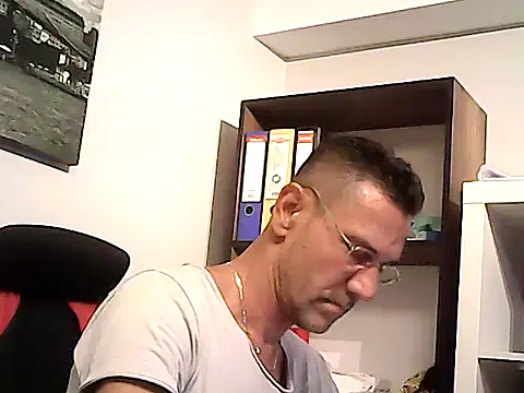 mastercharisma35 Show Webcam