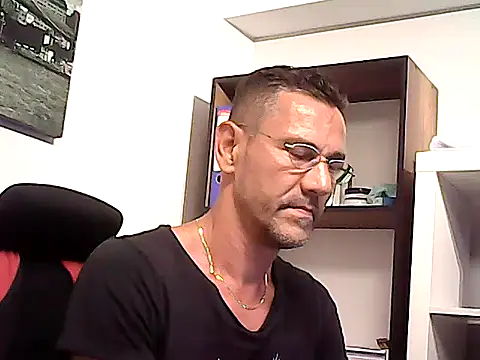 mastercharisma35 Adlı Modelin Web Kamerası Şovu