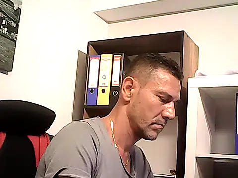 mastercharisma35 Adlı Modelin Web Kamerası Şovu