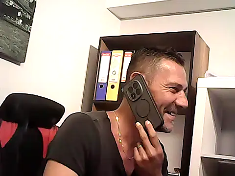 mastercharisma35 Adlı Modelin Web Kamerası Şovu