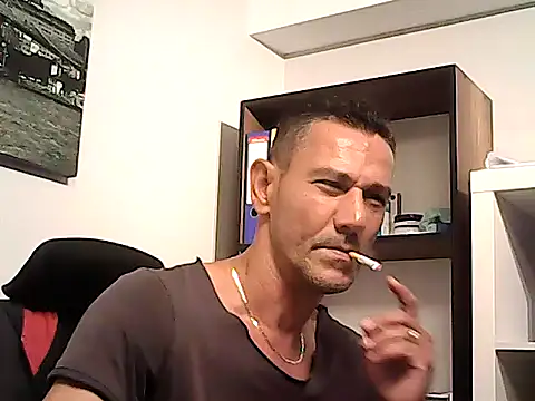 mastercharisma35 Adlı Modelin Web Kamerası Şovu