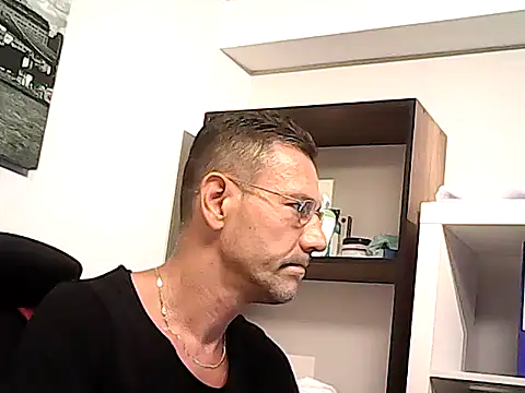 mastercharisma35 Adlı Modelin Web Kamerası Şovu