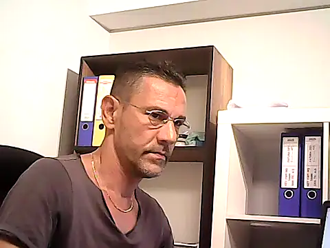 mastercharisma35 Adlı Modelin Web Kamerası Şovu