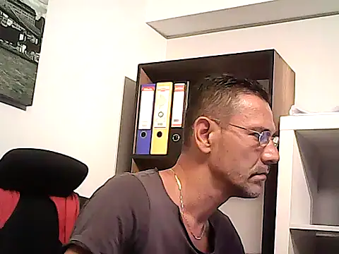 mastercharisma35 Adlı Modelin Web Kamerası Şovu
