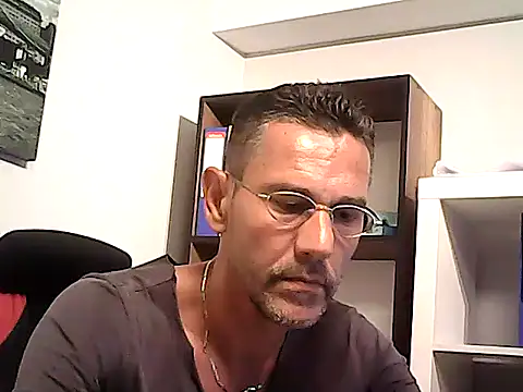 mastercharisma35 Adlı Modelin Web Kamerası Şovu