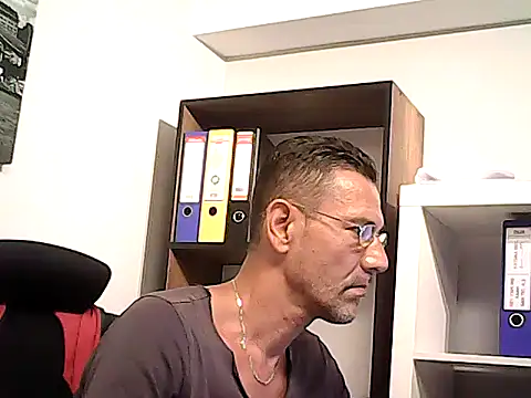 mastercharisma35 Adlı Modelin Web Kamerası Şovu