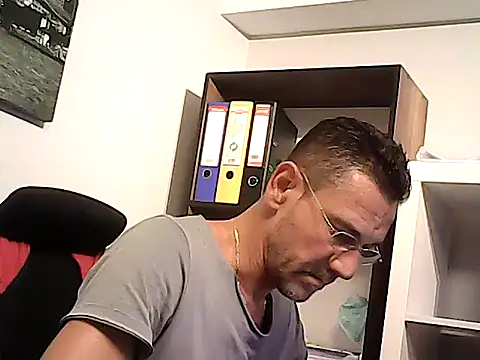 mastercharisma35 Adlı Modelin Web Kamerası Şovu