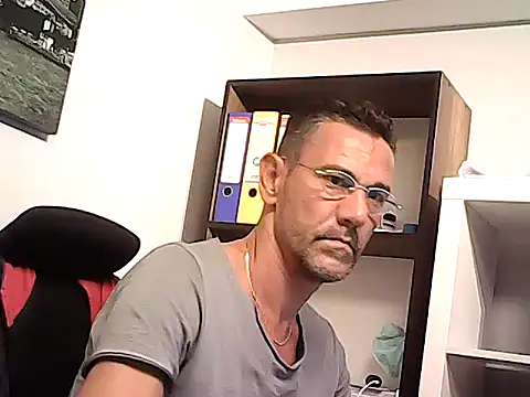 دردشة mastercharisma35 الجنسية المباشرة