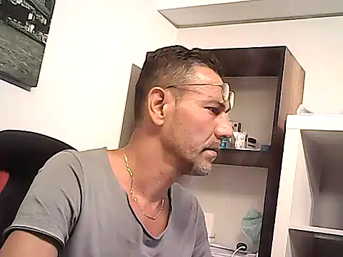Онлайн чат XXX mastercharisma35