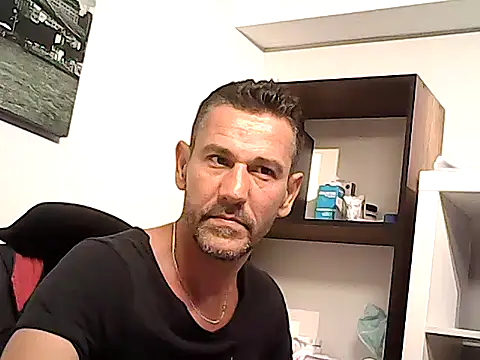 mastercharisma35 Adlı Modelin Web Kamerası Şovu