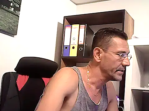 mastercharisma35 Webcamshow