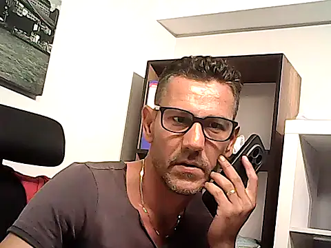 mastercharisma35 Adlı Modelin Web Kamerası Şovu