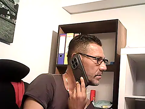 mastercharisma35 Adlı Modelin Web Kamerası Şovu