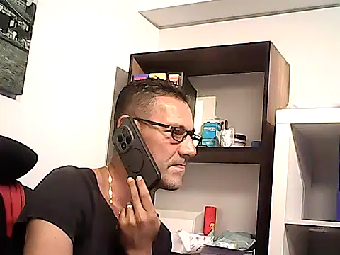 mastercharisma35 Adlı Modelin Web Kamerası Şovu