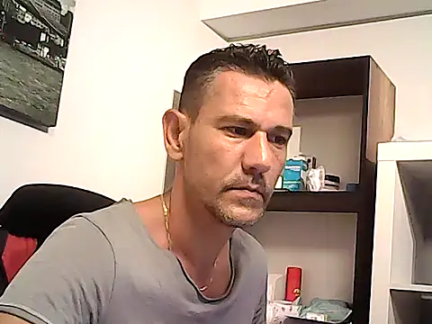 mastercharisma35 Adlı Modelin Web Kamerası Şovu