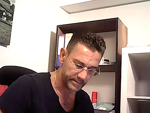 mastercharisma35 Adlı Modelin Web Kamerası Şovu